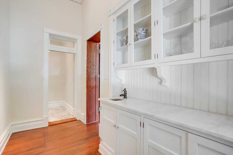 More Photos Of 1633 16th St Nw, Washington Specialty For Lease