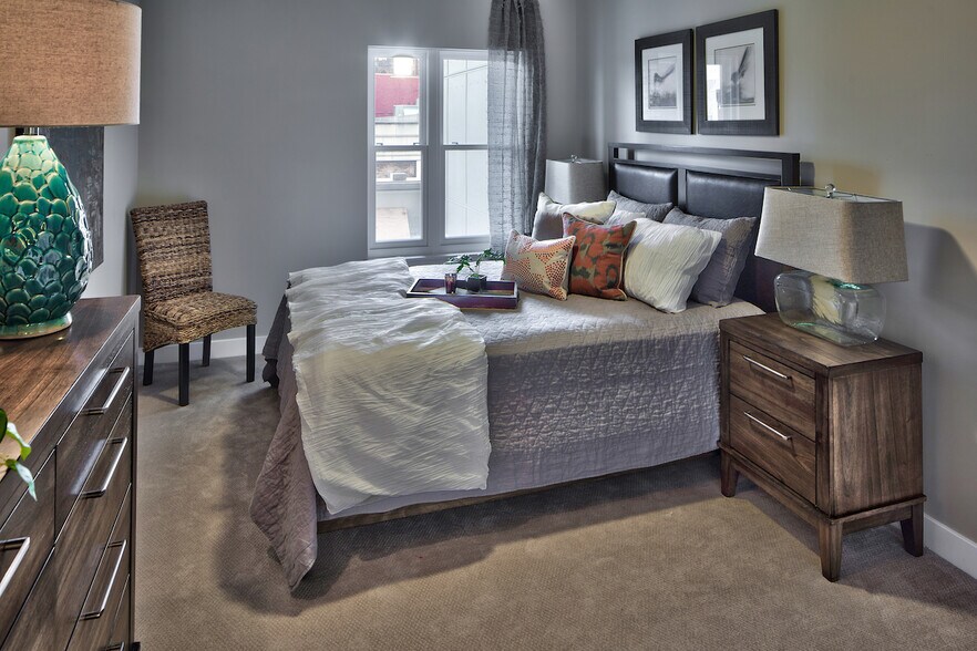 More Photos Of 50 Charlotte St, Rochester Apartments For Sale