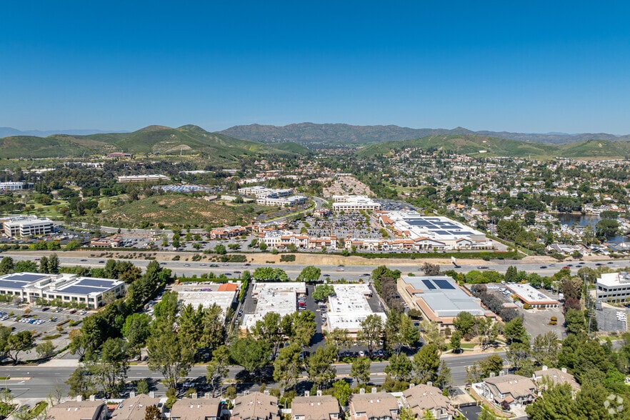 More Photos Of 30941 Agoura Rd, Westlake Village Unknown For Lease