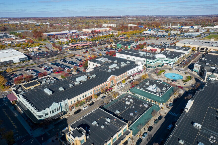 More Photos Of 4100 Regent St, Columbus Storefront Retail Office For Lease