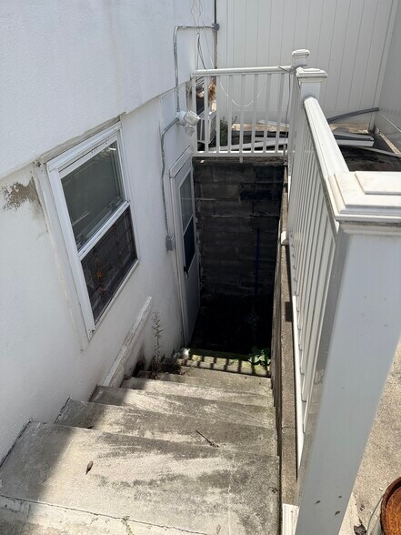 More Photos Of 35-02 Bradley Ave, Long Island City Land For Lease