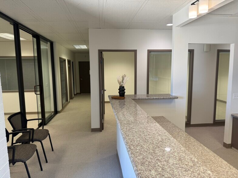 More Photos Of 23191-23193 La Cadena Dr, Laguna Hills Office For Sale