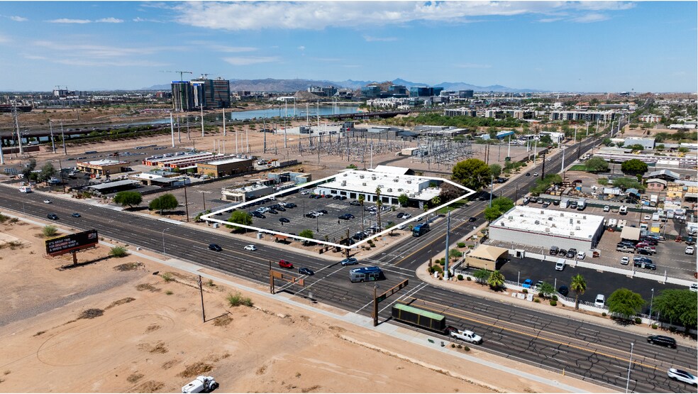 Primary Photo Of 1000 N McClintock Dr, Tempe Showroom For Lease