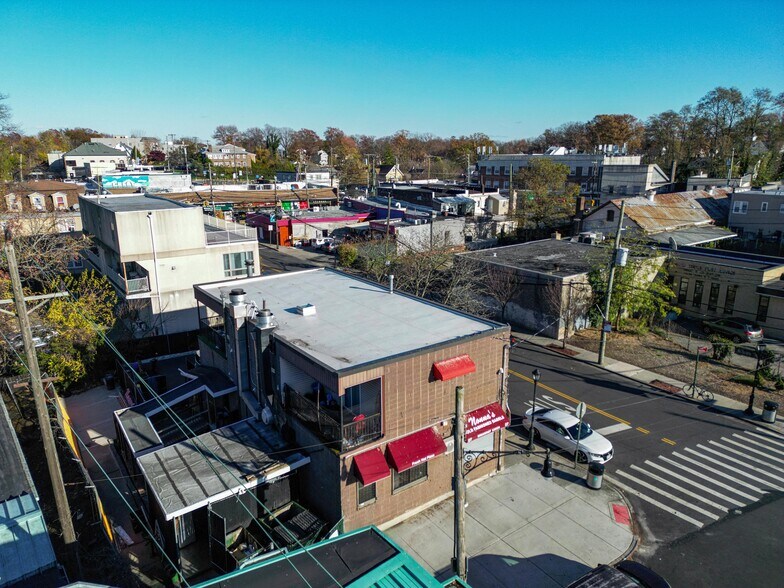 More Photos Of 27 Brower Ct, Staten Island Freestanding For Sale