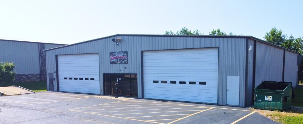 Primary Photo Of 2763 E Robinson Ave, Springdale Warehouse For Lease