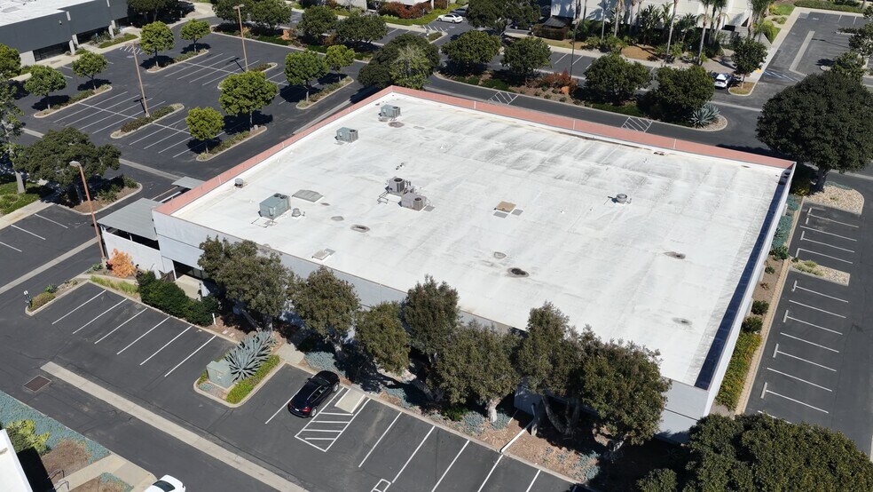 More Photos Of 2292 Faraday Ave, Carlsbad Research And Development For Sale