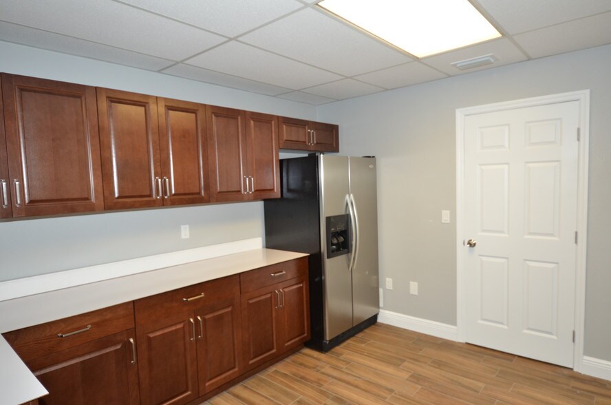 More Photos Of 3881 S Nova Rd, Port Orange Office For Sale