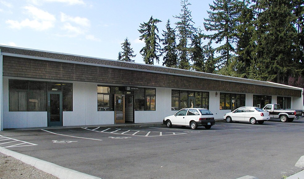More Photos Of 11124-11134 117th Pl NE, Kirkland Warehouse For Lease