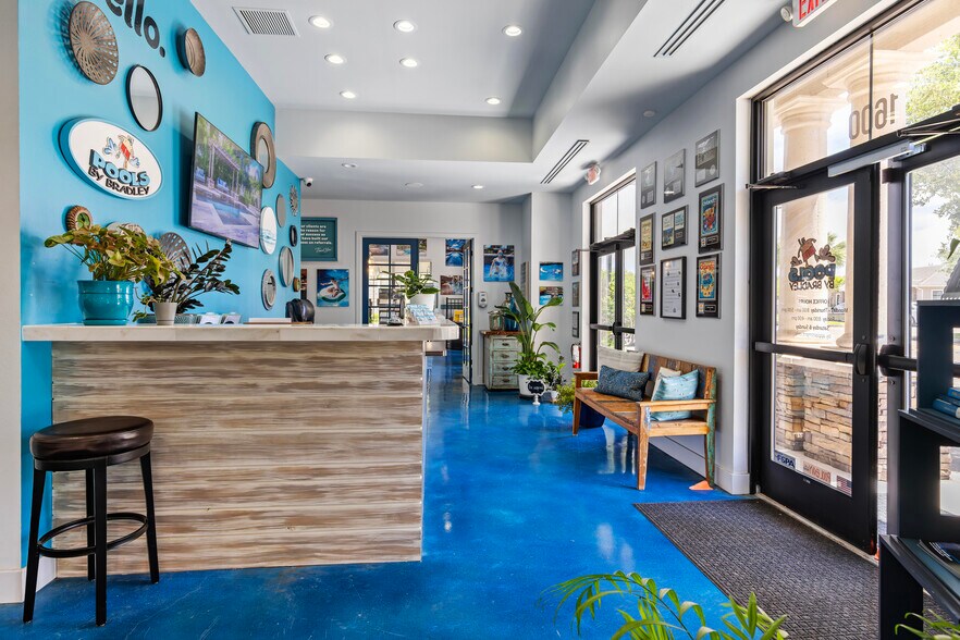 More Photos Of 960 International Pky, Lake Mary Medical For Lease