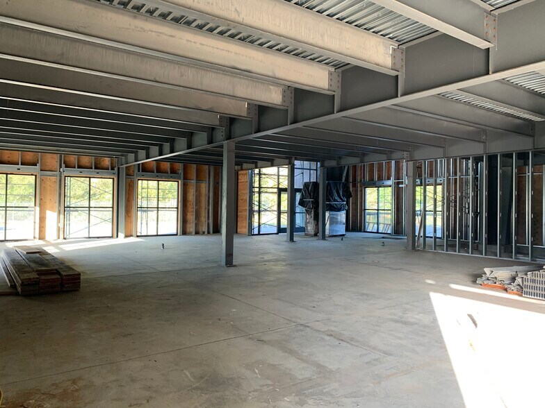 More Photos Of 200 Northwestern Ave, Rio Dell Manufacturing For Sale