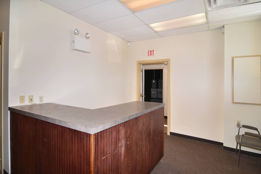 More Photos Of 862 Charles St, Providence Medical For Sale