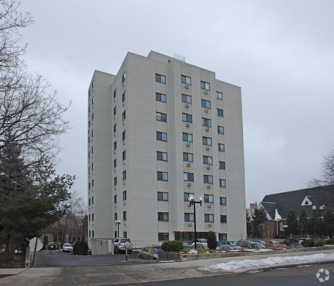 Primary Photo Of 51 Schuyler Ave, Stamford Apartments For Sale