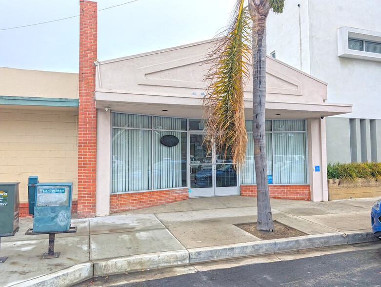 Primary Photo Of 700 S A St, Oxnard Storefront Retail Office For Lease