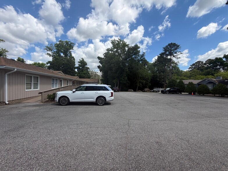 More Photos Of 201 N Winstead Ave, Rocky Mount Office For Lease