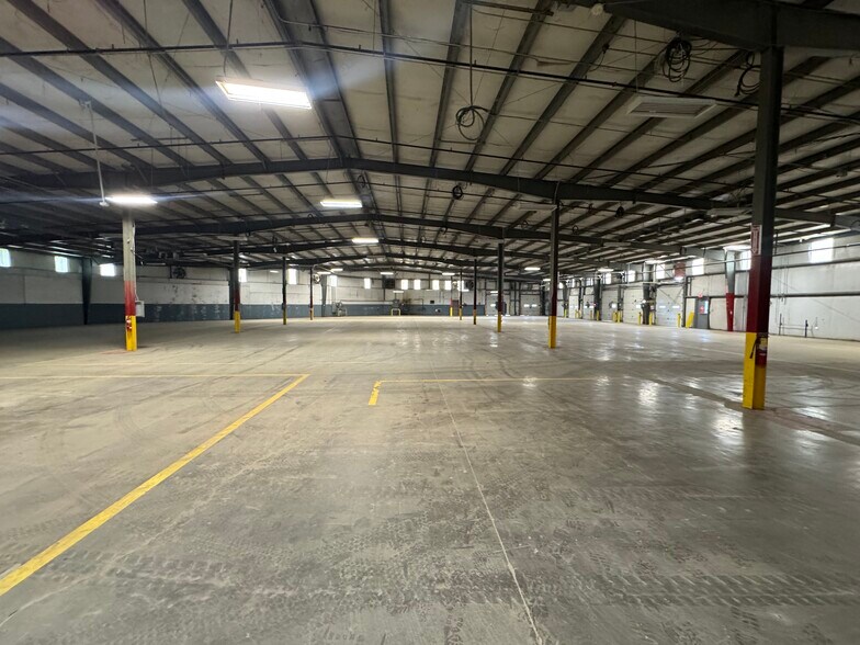 More Photos Of 12393 William Penn Hwy, Thompsontown Unknown For Lease