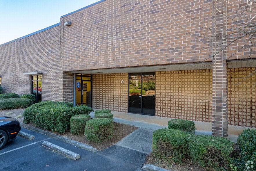 More Photos Of 2177 Flintstone Dr, Tucker Light Manufacturing For Lease