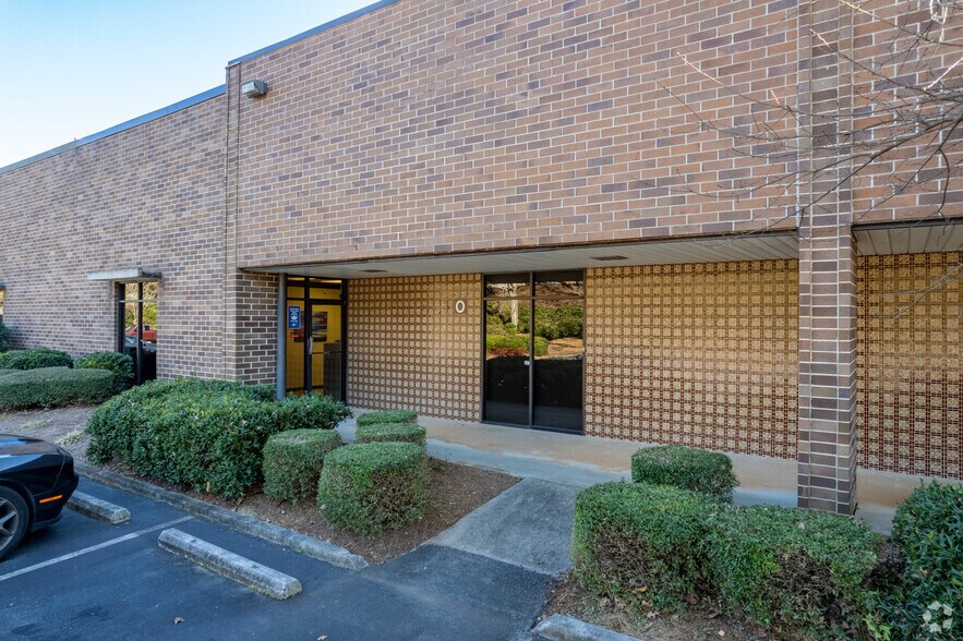 More Photos Of 2177 Flintstone Dr, Tucker Light Manufacturing For Lease