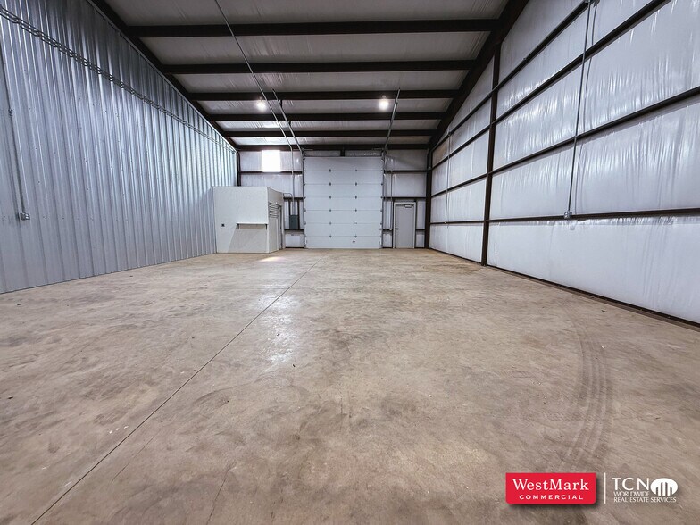 More Photos Of 8807 County 6820 rd, Lubbock Light Distribution For Sale