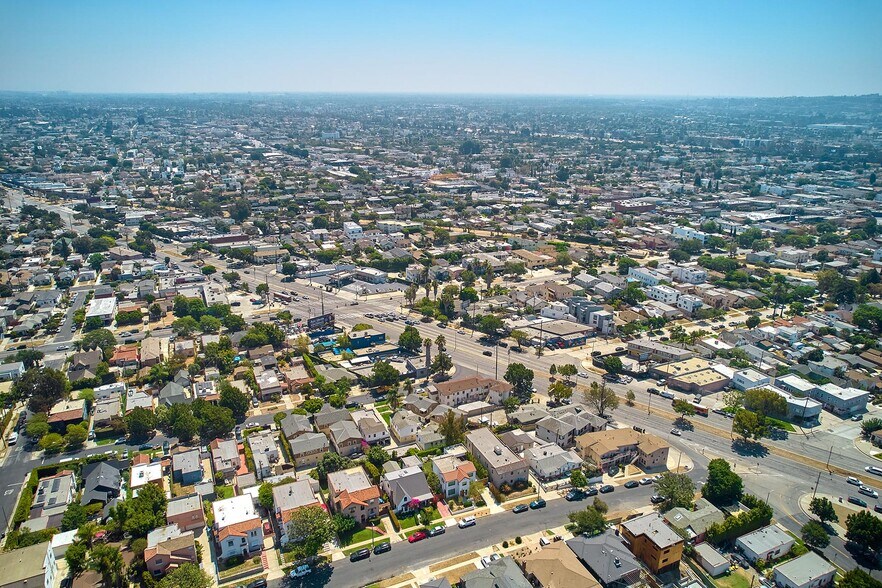 More Photos Of 5506 Venice Blvd, Los Angeles Specialty For Lease