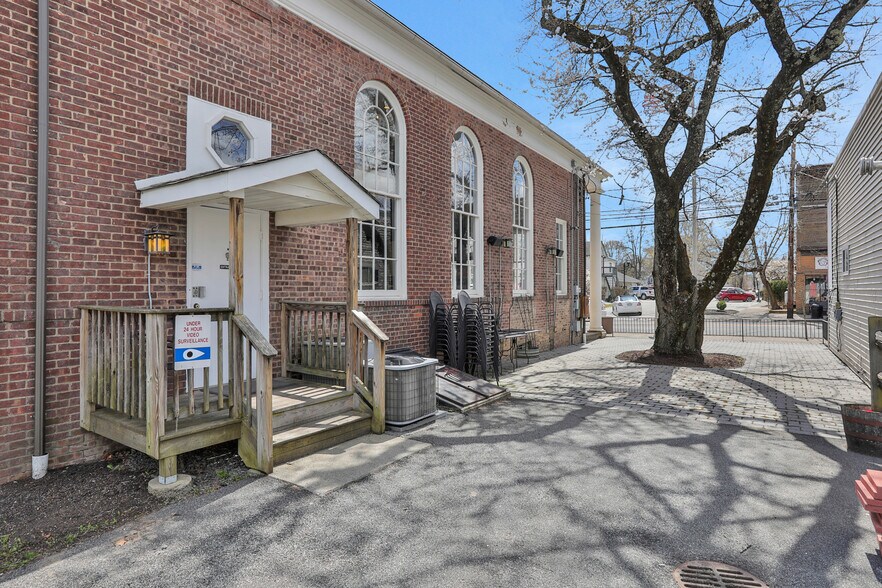 More Photos Of 62 Main St, Pine Bush Loft Creative Space For Sale