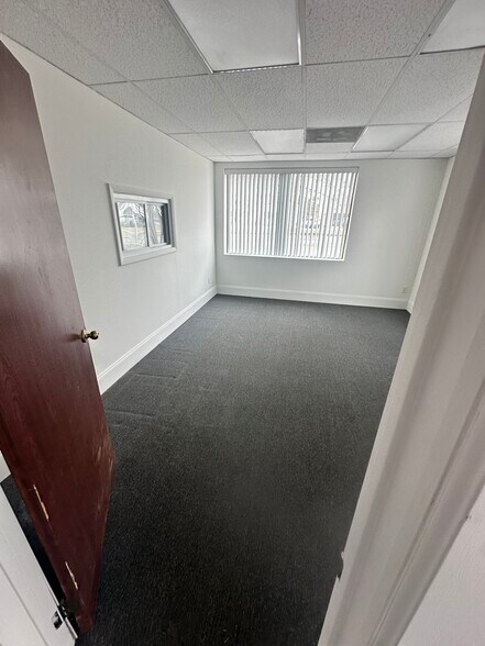 More Photos Of 1595 Ocean Ave, Bohemia Industrial For Sale