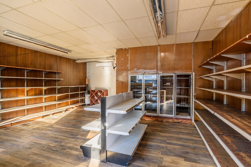 More Photos Of 176 Main St, Monroe Freestanding For Sale