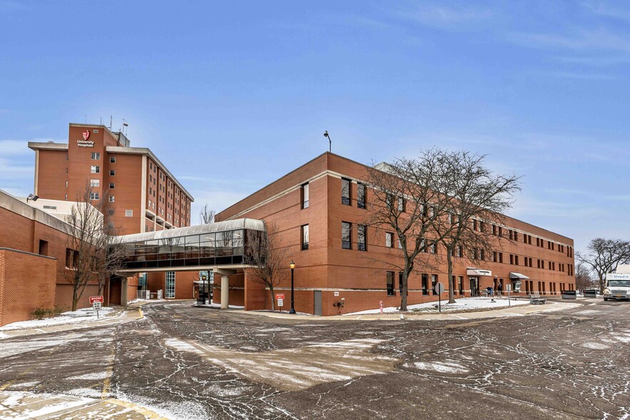 More Photos Of 125 E Broad St, Elyria Office For Sale