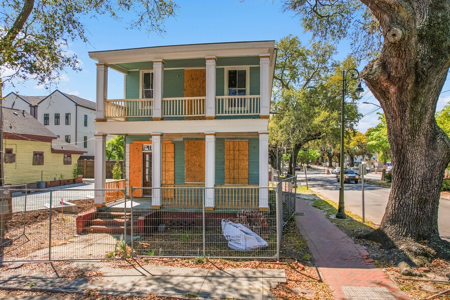 More Photos Of 423 W 42nd St, Savannah General Retail For Sale