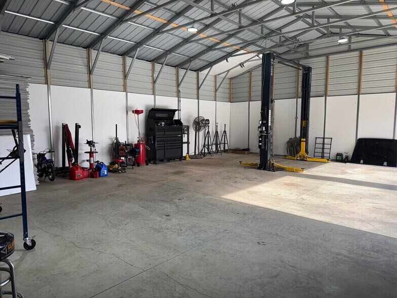 More Photos Of 8128 Midway Dr, Russells Point Auto Repair For Sale