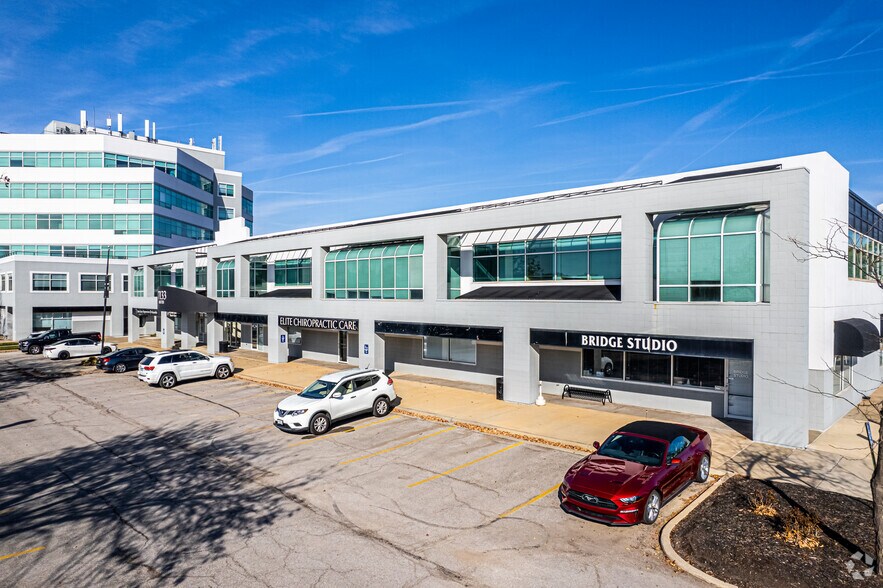 More Photos Of 7171 W 95th St, Overland Park Unknown For Lease