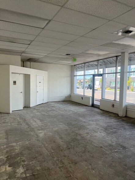 More Photos Of 2200 S Monaco Pky, Denver Unknown For Lease