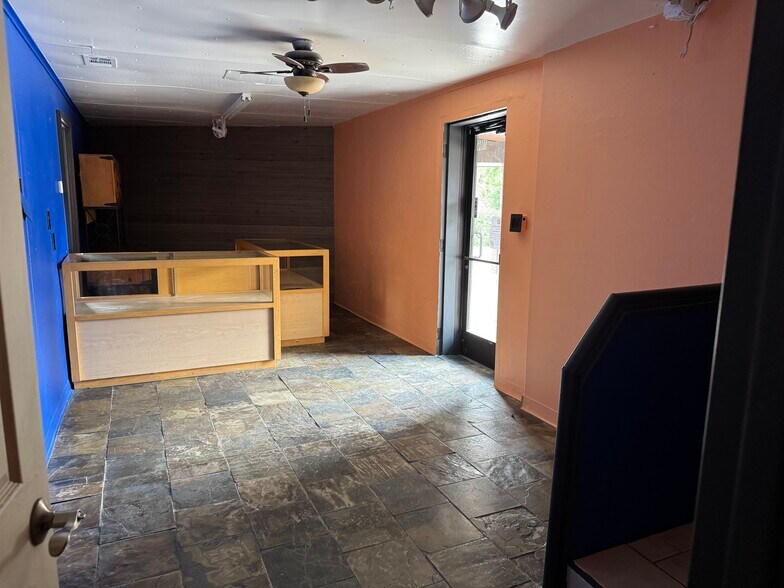 More Photos Of 1104-1108 E 1st St, Loveland General Retail For Lease