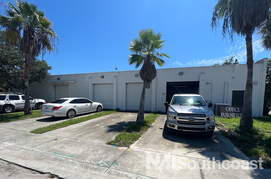 More Photos Of 2610 Orange Ave, Fort Pierce Warehouse For Lease