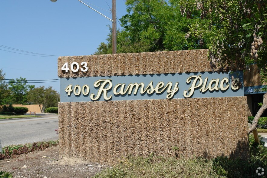 More Photos Of 400 E Ramsey Rd, San Antonio Research And Development For Lease