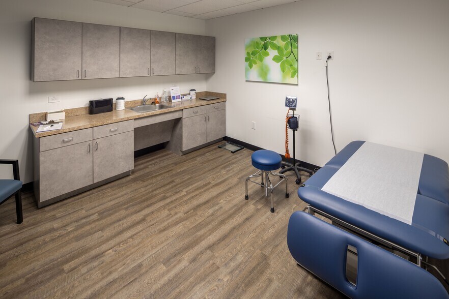 More Photos Of 4259 W Swamp Rd, Doylestown Office For Lease