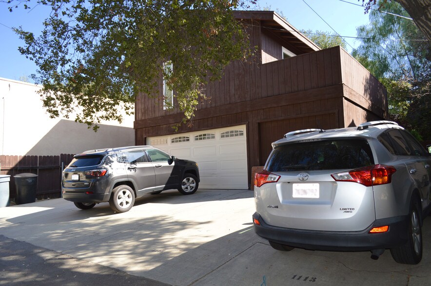 More Photos Of 1113 Yale Ave, Claremont Apartments For Sale