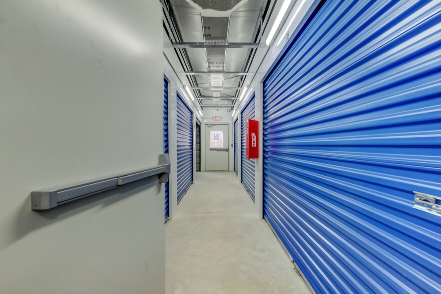 More Photos Of 921 E Norvell Bryant Hwy, Hernando Self Storage For Sale