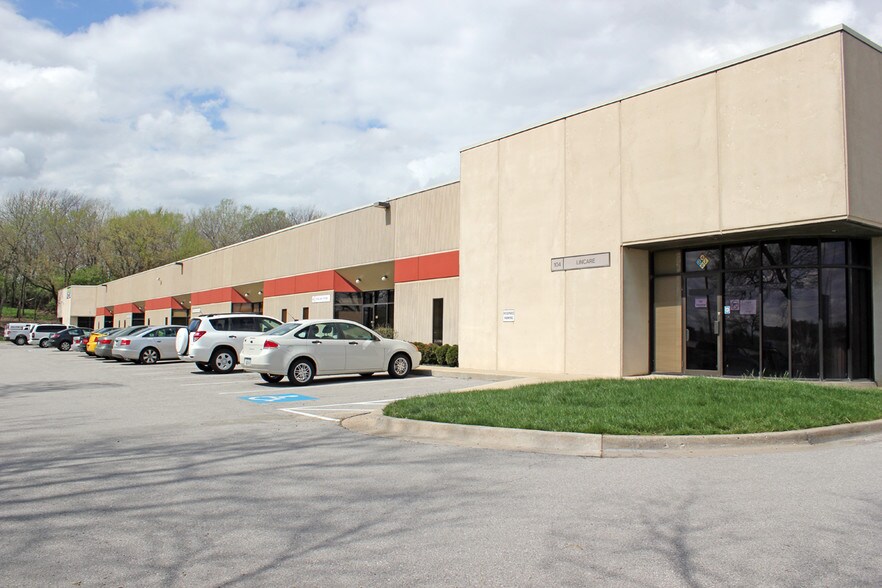 More Photos Of 1140-1146 Booth St, Kansas City Light Manufacturing For Lease