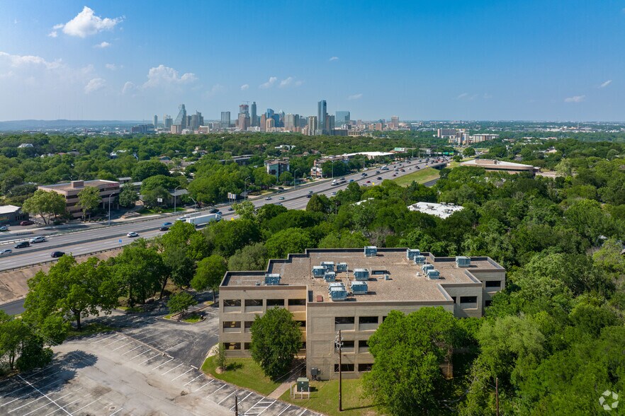 More Photos Of 1949 S Interstate 35, Austin Office For Lease