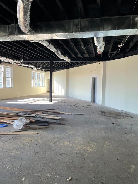 More Photos Of 1101-1111 W Allegheny Ave, Philadelphia Storefront Retail Office For Sale