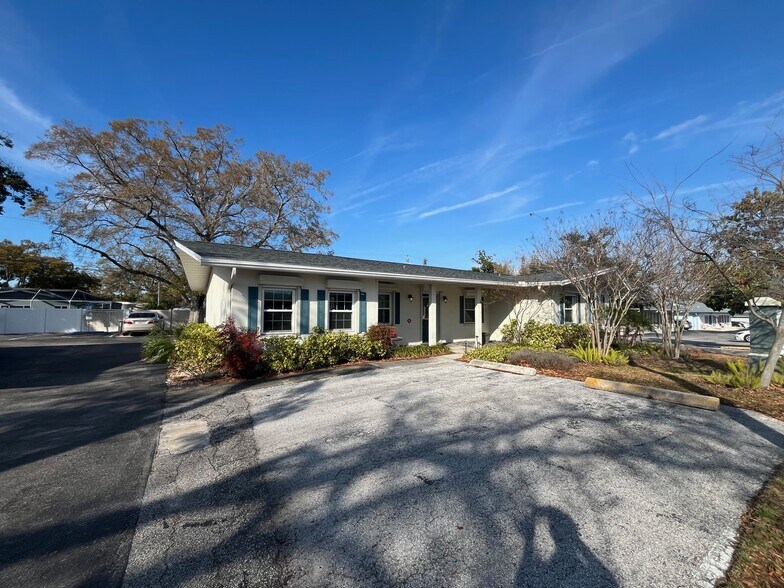 Primary Photo Of 2300 W Bay Dr, Largo Office Residential For Lease
