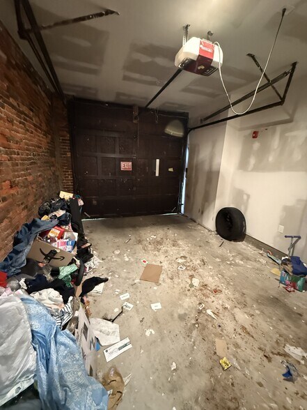 More Photos Of 251 S 12th St, Philadelphia Apartments For Sale