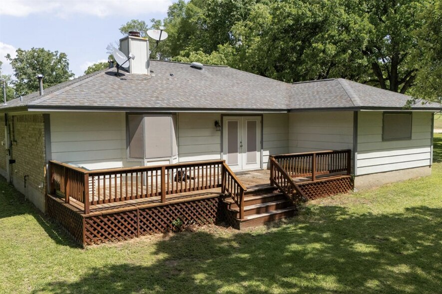 More Photos Of 3011 County Road 314, Rockdale Land For Sale