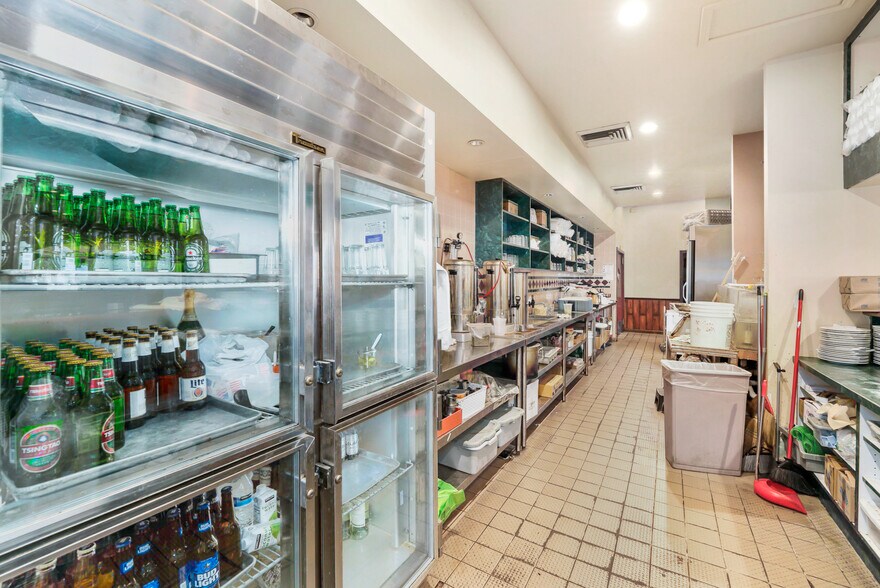 More Photos Of 2529 S 6 Hwy, Houston Restaurant For Sale