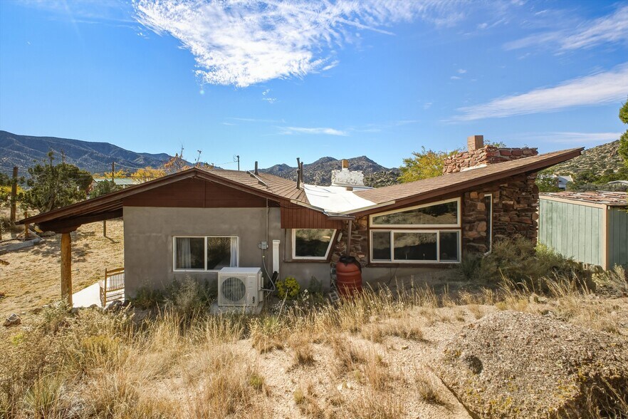 More Photos Of 24 Matisse Rd NE, Albuquerque Apartments For Sale