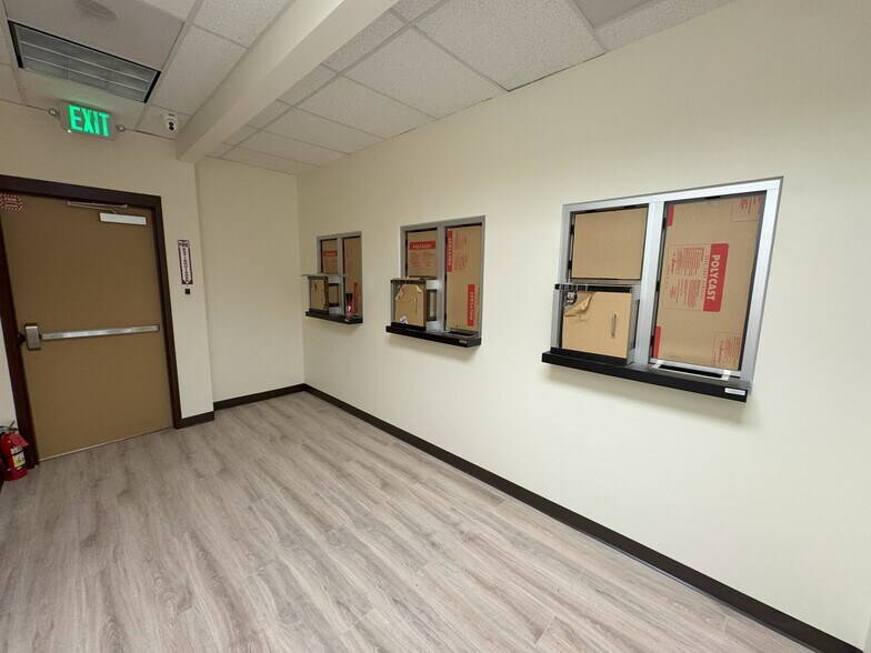 More Photos Of 4446-4450 Park Heights Ave, Baltimore Storefront For Lease