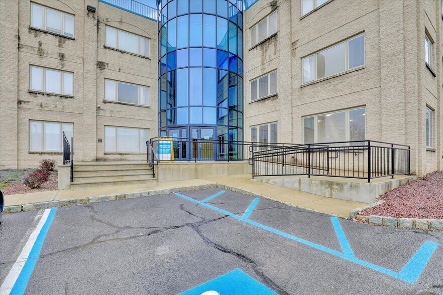 More Photos Of 176 US Highway 9, Englishtown Office For Lease