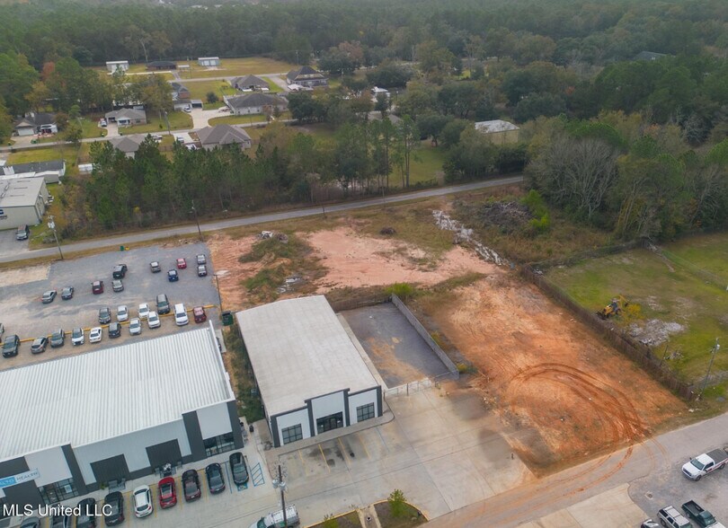 More Photos Of 14509 Stenum St, Biloxi Office For Sale