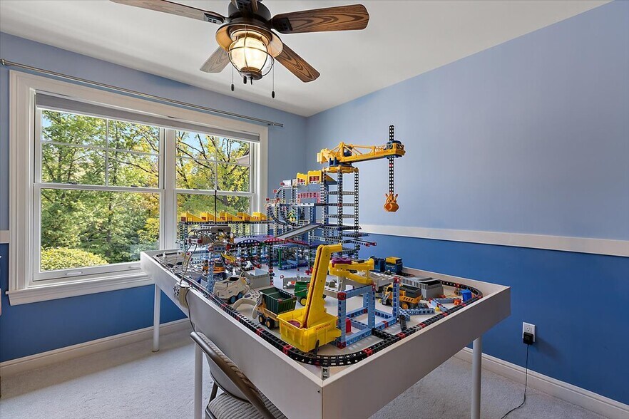 More Photos Of 1330 Oxford Rd, Bloomfield Hills Specialty For Sale