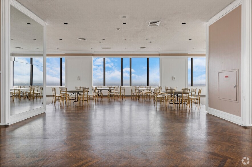 Photo of 15th Floor Ste 